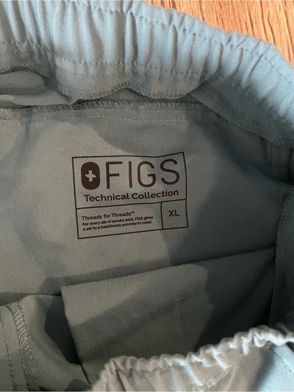 Figs Men's jogger scrubs